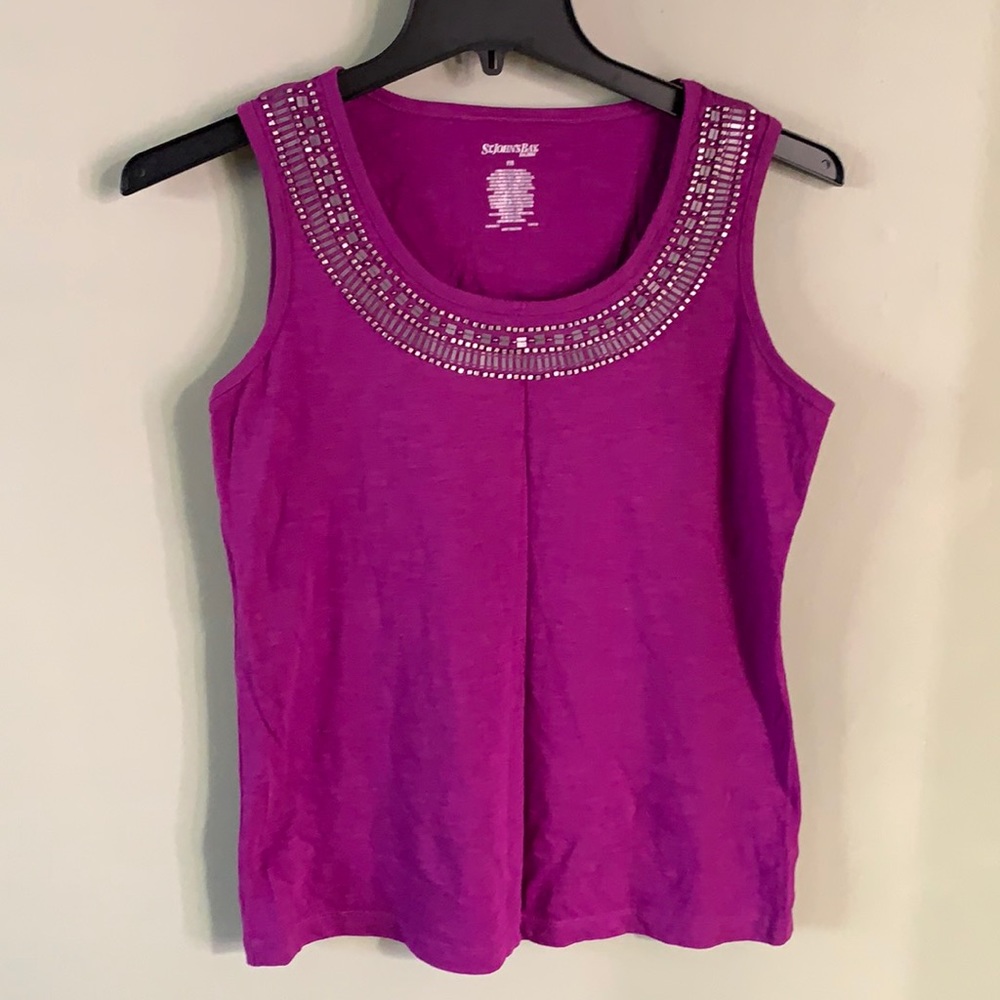 🌸 St. John’s bay sleeveless top